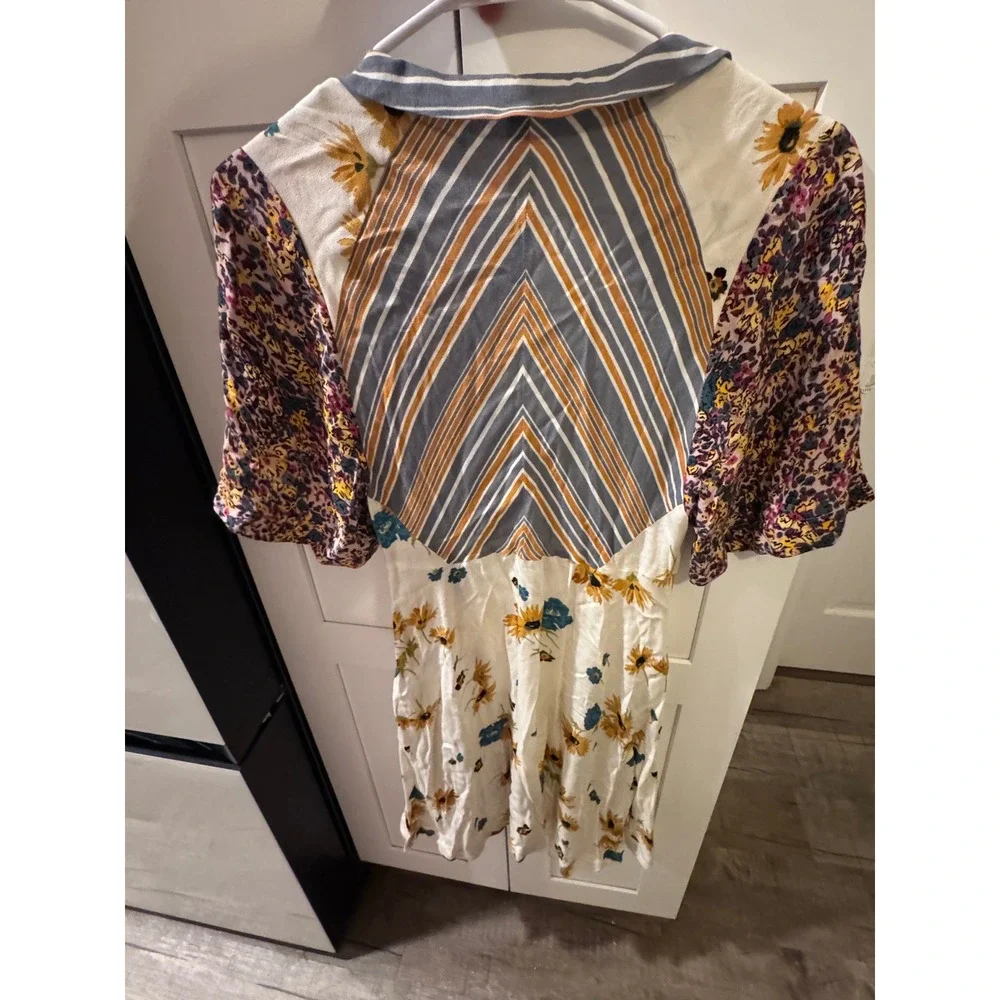 Free People Mixed Print Mini Dress Floral Striped V-Neck Boho Size‎ 2